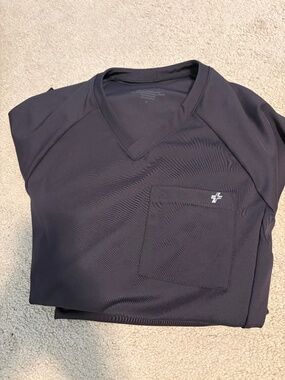 Men’s FIT scrubs